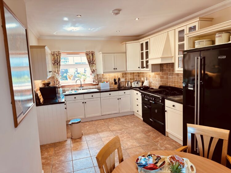 Apple House kitchen